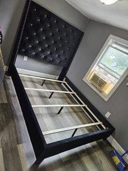 New Stock Black Queen Size Bed Frame Special 