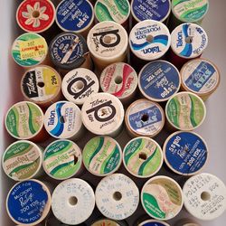 Mixed Lot Of 40 Spools Sewing Thread: Star, Talon, Coats, Clarks, Vintage Colors