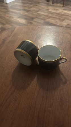 Vintage cups black with 22kt gold trimmings