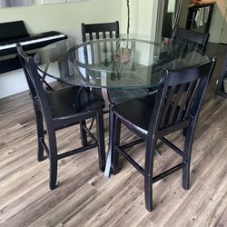 Glass Dining Room Table And Chairs 