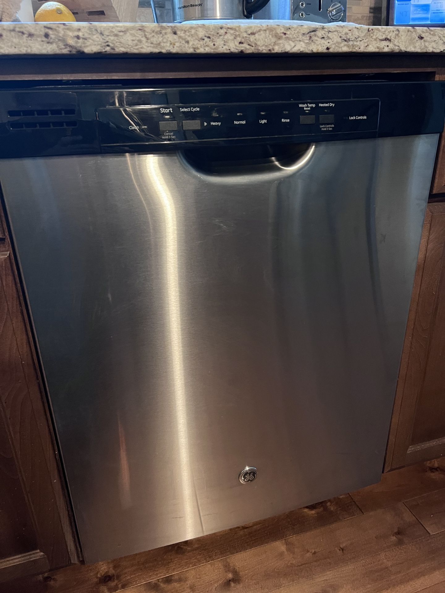 GE Dishwasher gdf510psj2ss for Sale in Lynnwood, WA OfferUp