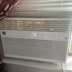 GE 8000 BTU Smart Air Conditioner