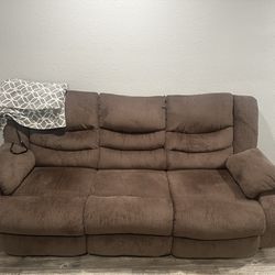 Couch - Reclines 