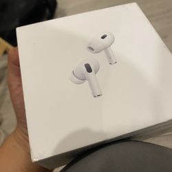 Airpods 2nd Generation New Never Open
