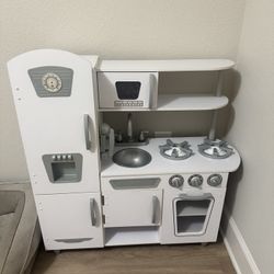 Toddler Play Kitchen