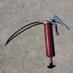 Grease Gun

