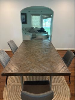 Bernhardt Logan Square “Draper” Dining Table — Solid Wood, Geometric Parquet Top