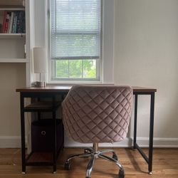 Sturdy Desk — Available NOW For Pickup In Sommerville!