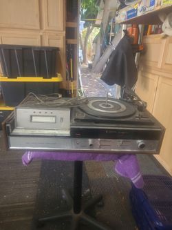 Vintage zenith turntable/ 8track stereo