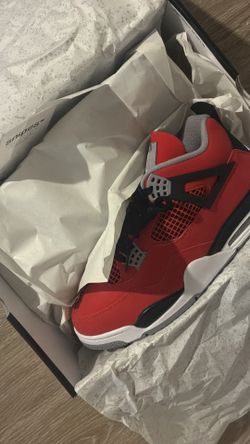 Jordan 4