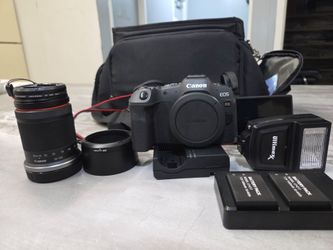 Camara Canon Mirrorless EOS R8