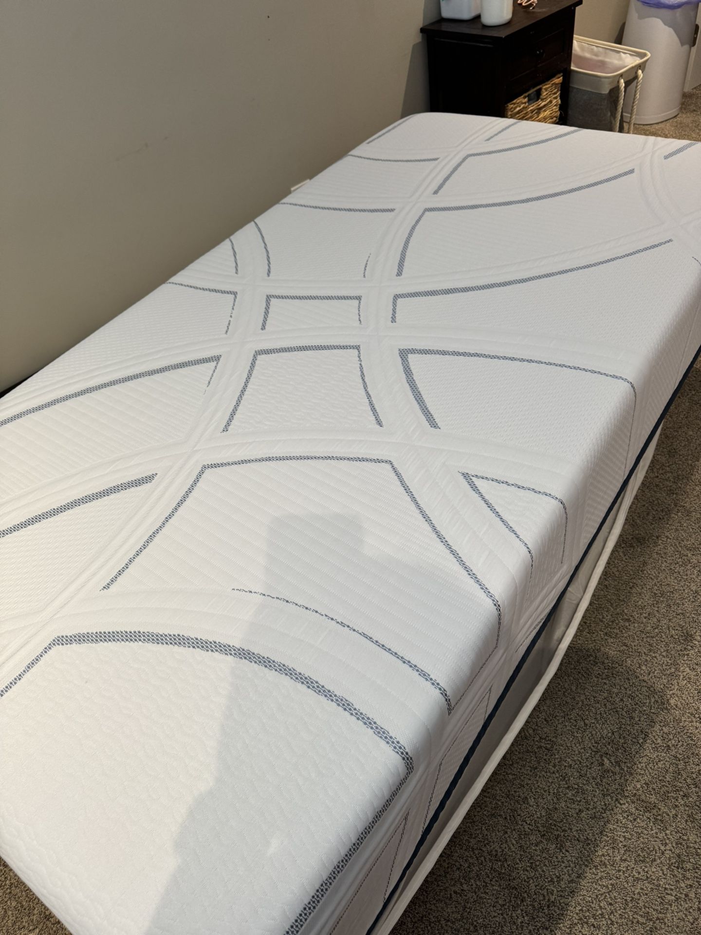 Mattress And Bed Frame 