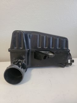 2006 - 2013 OEM Mini Cooper Air Intake Box Housing OEM