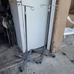 IV POLES