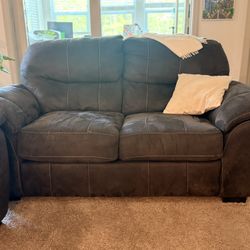 Sofa + Loveseat     Pet / Smoke Free Home 