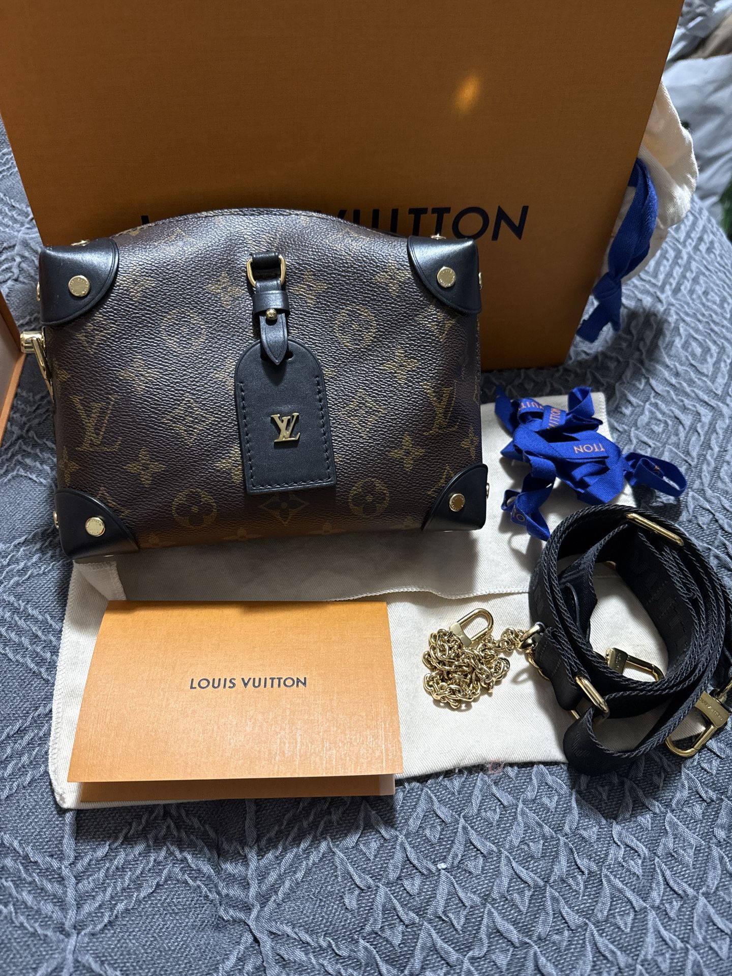 LV Petite Malle
