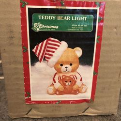 Vintage Christmas Around The World Teddy Bear Light 
