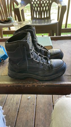 Men’s steel toe boots size 11