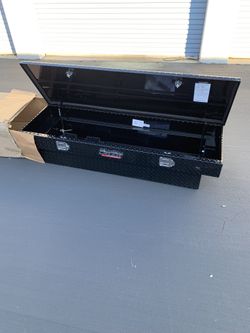 Brand new dee zee single led crossover tool box