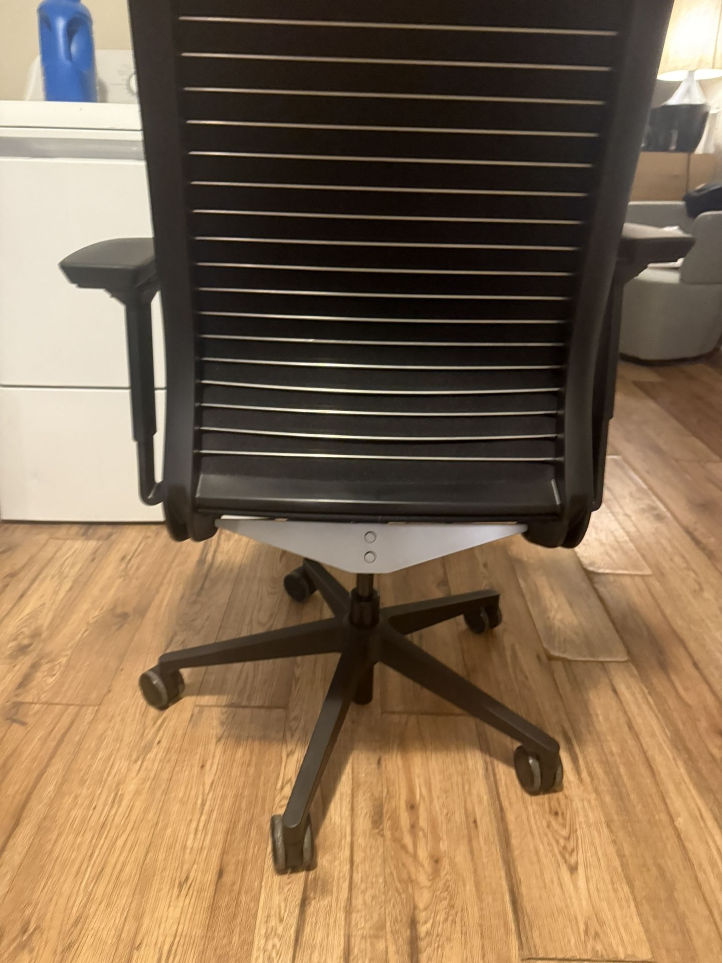 Black Leather Office Leap Chair