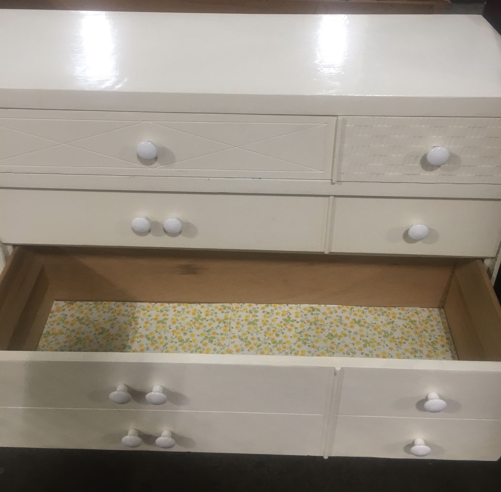 Bargain!  Cream Color- Chest Of Drwrs- $60