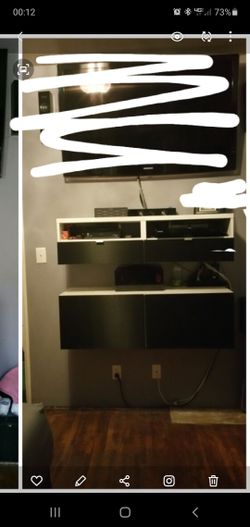 Floating Entertainment Units