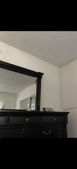 Dresser + Mirror