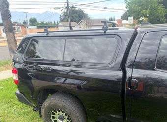Camper shell Tundra 6 1/2 foot bed