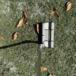 2025 Scotty Cameron Square back 33in