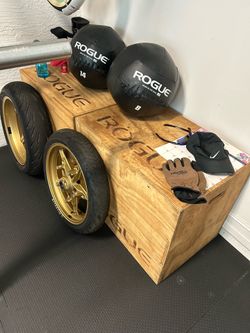 Pair of Rogue plyo box, weight balls and step up