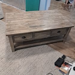 Free Coffee Table