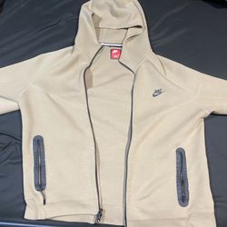 Nike tech fleece