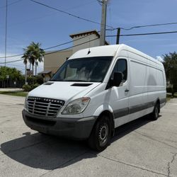 2013 Freightliner Sprinter 2500 High Roof Extended