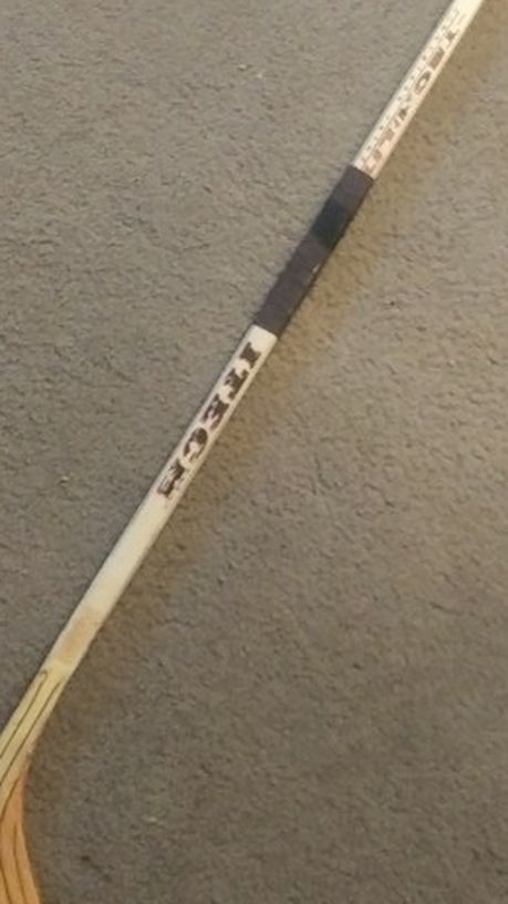 Ice Hockey Stick Fiberglass Itech Right Hand Ex Condition