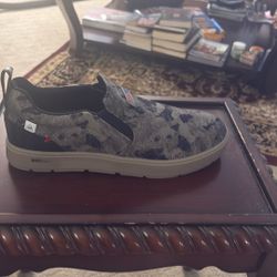 Xtratuf Men’s Slip On Size 7 New In Box