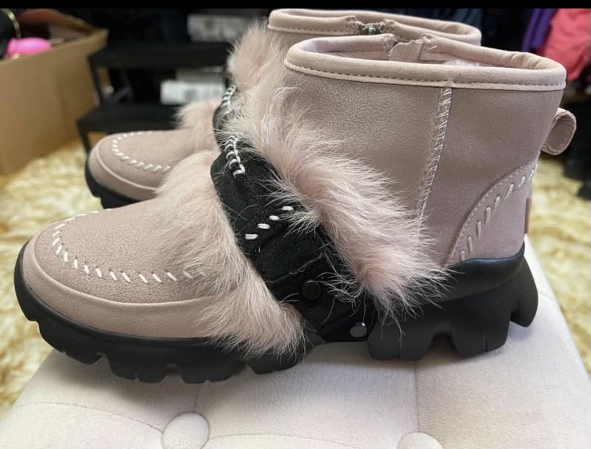 Ugs boots new