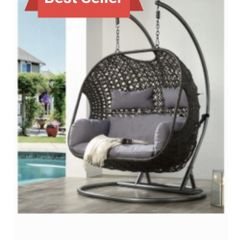 New Outdoor Patio Hanging Chair! For One Or Two! Includes Free Delivery 🚚!