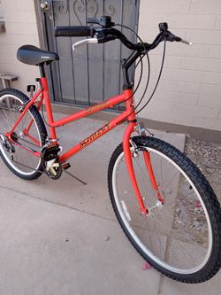 Nice Bike SCHWINN Hurricane tires size 26 frame size medium