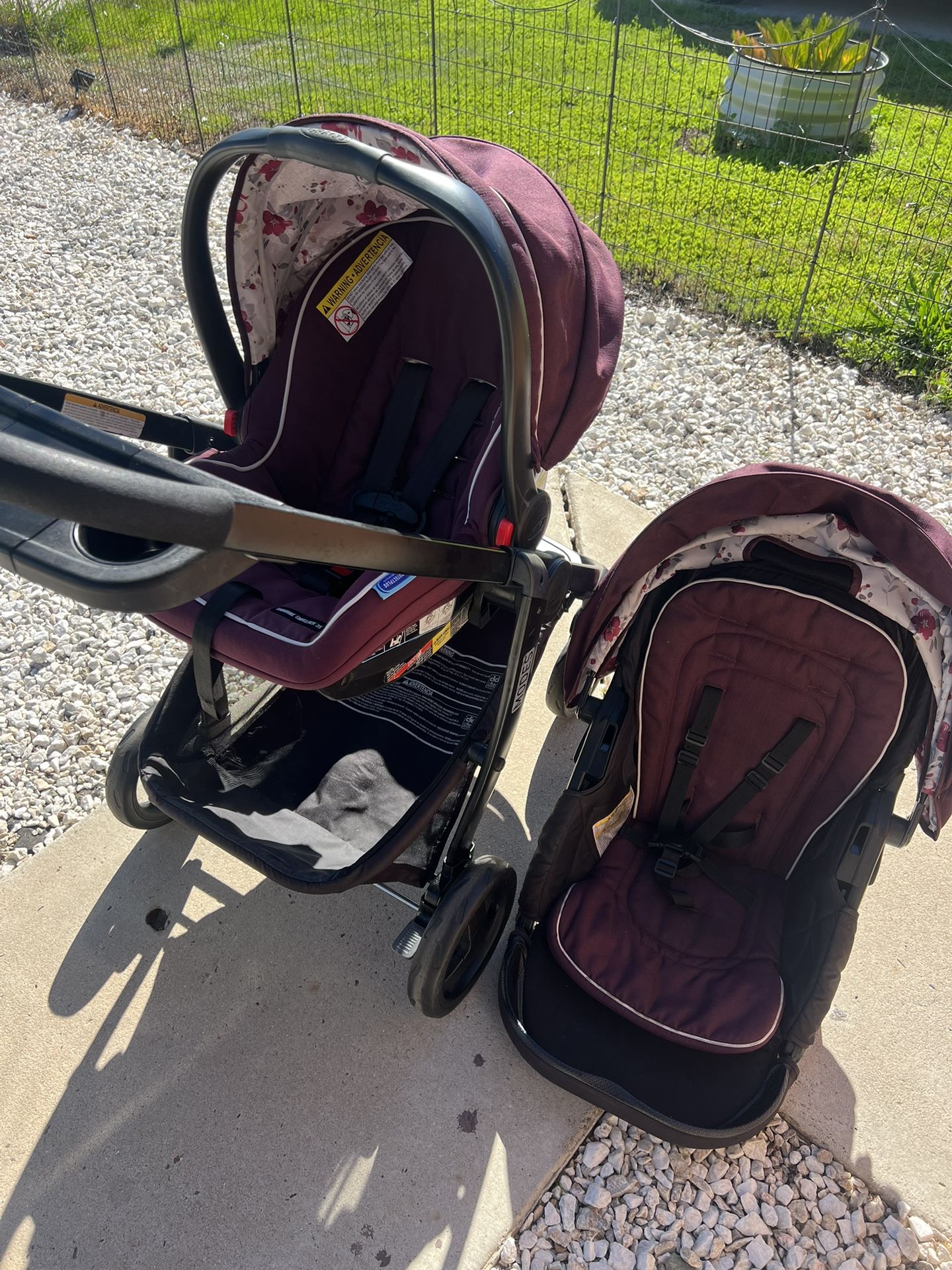 Graco Modes And car Seat