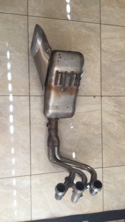 Stock Exhaust Muffler Yamaha FZ-09 MT-09 2014-16 Triple 1RC