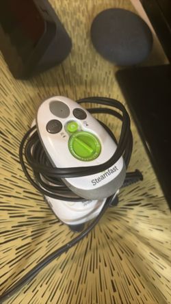 Steamfast SF717 mini travel iron
