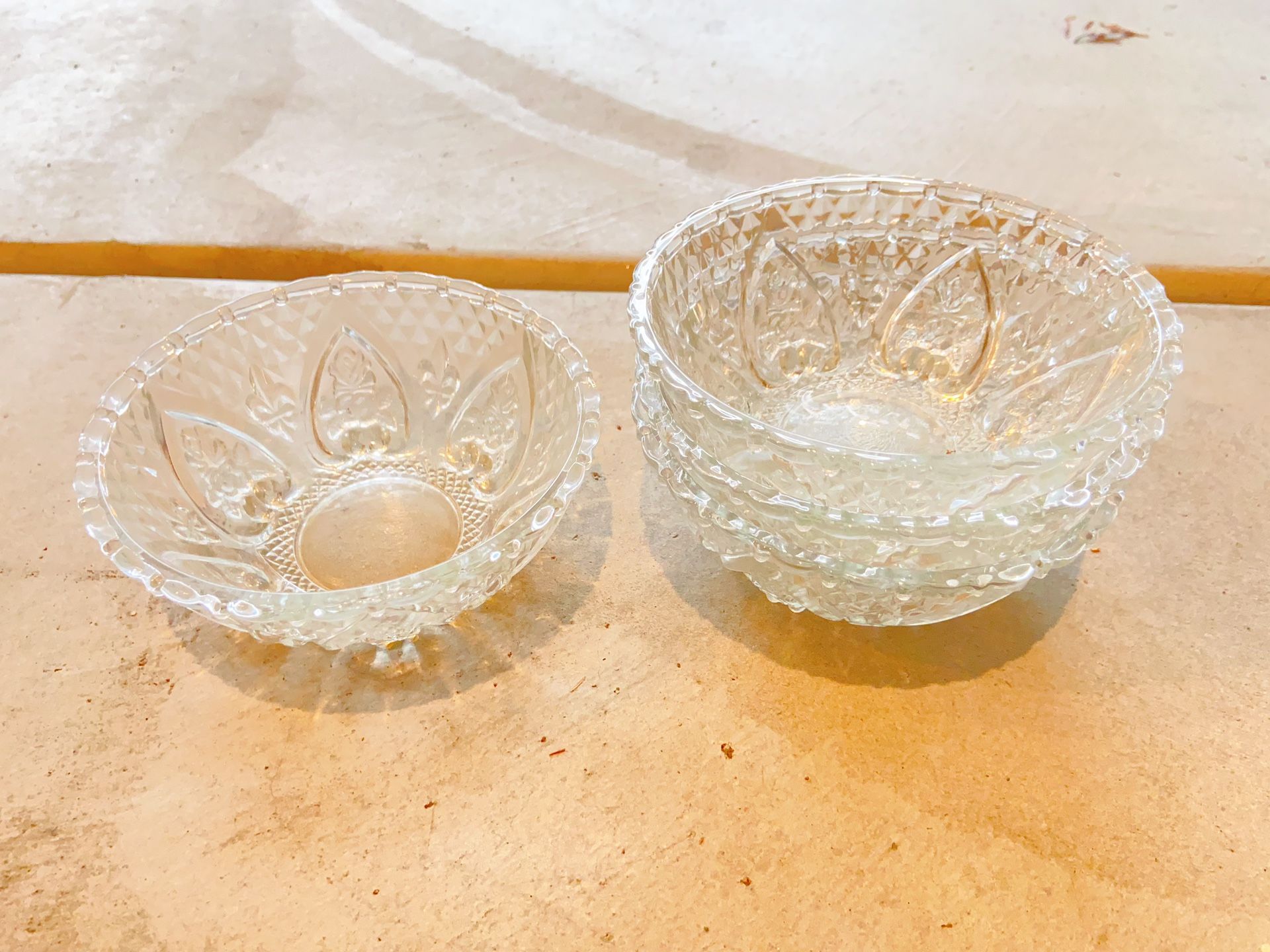 Vintage KIG Indonesia Clear Glass 6.5" Hearts and Roses Bowls. 4 bowls