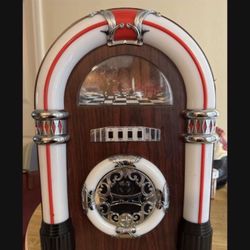 Last Chance Vintage Look Jukebox Speaker selling for decoration, Selling As Is but it probably works