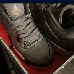 GREY jordan 4s