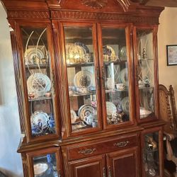 China Cabinet And Dresser For Sale