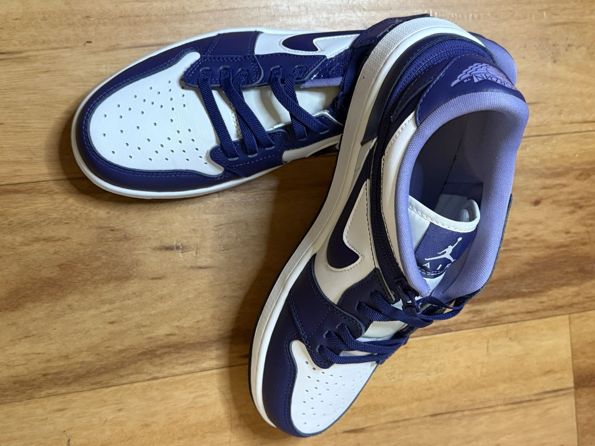 Jordan 1 Low FlyEase 'Sky J Purple' sneaker. 