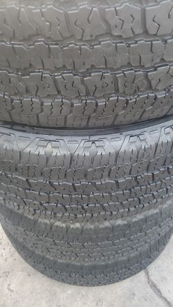 Four nice GOOD YEAR tires for sale. 275/55/20