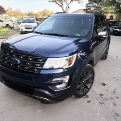 Ford Explorer Sports 