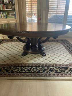 Round Dining Room Table