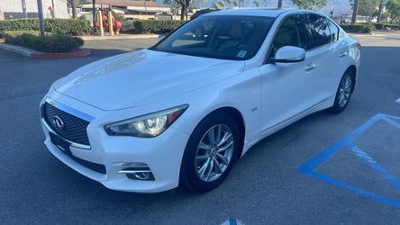2017 INFINITI Q50